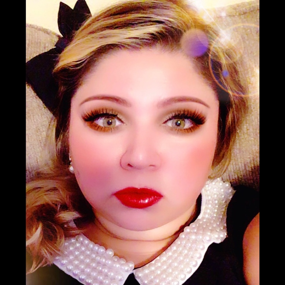 Meet your Posher, Lissette